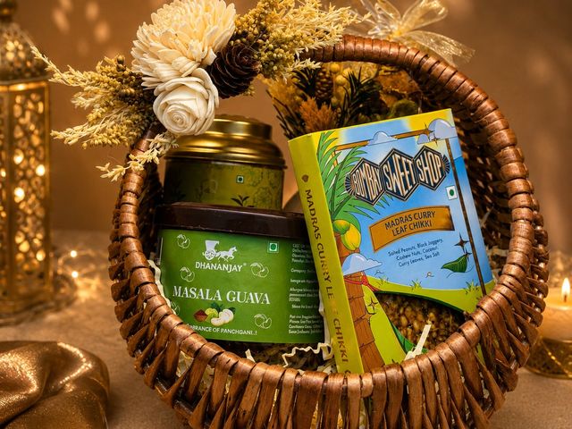 Gourmet Grove – corporate Diwali gift hamper by SarvannaGifts